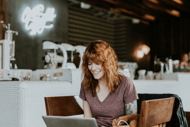 Women Building Relationships Online 